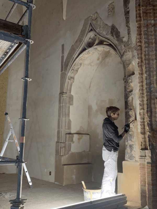 Restauration de Monuments historiques à Toulouse - Musée des Augustins (31) – Réfection des enduits des salles gothiques